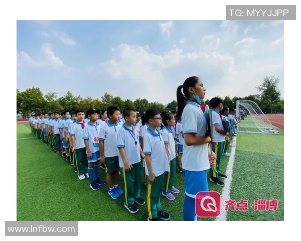 淄博足球中考热潮来袭学生们如何在赛场上展现自我与团队精神